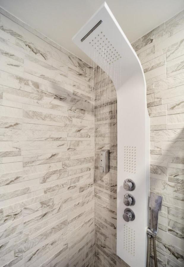 Les Perles Amienoises ☆ White Pearl ☆ Hyper Centre ☆ Lägenhet Amiens Exteriör bild
